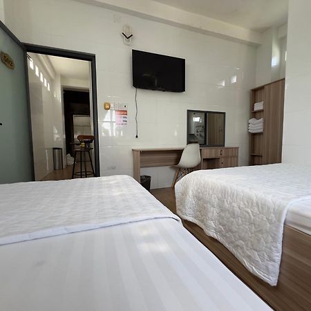 Hotel Hong Cam Chau Thanh Exterior photo